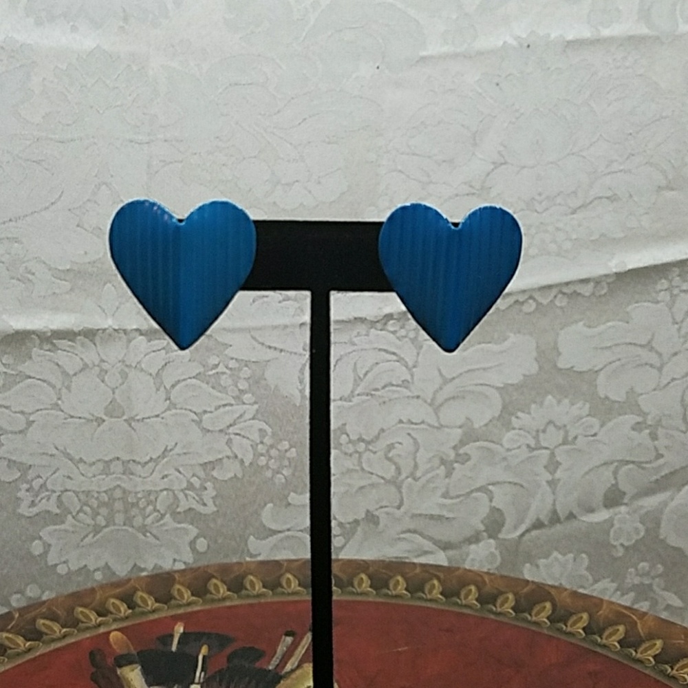 Heart post earrings Bundle 5 for $20